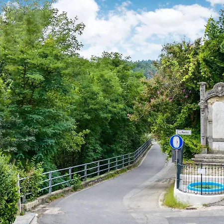 Lavish Mansion In With Garden And Library Ferienhaus Portacomaro
